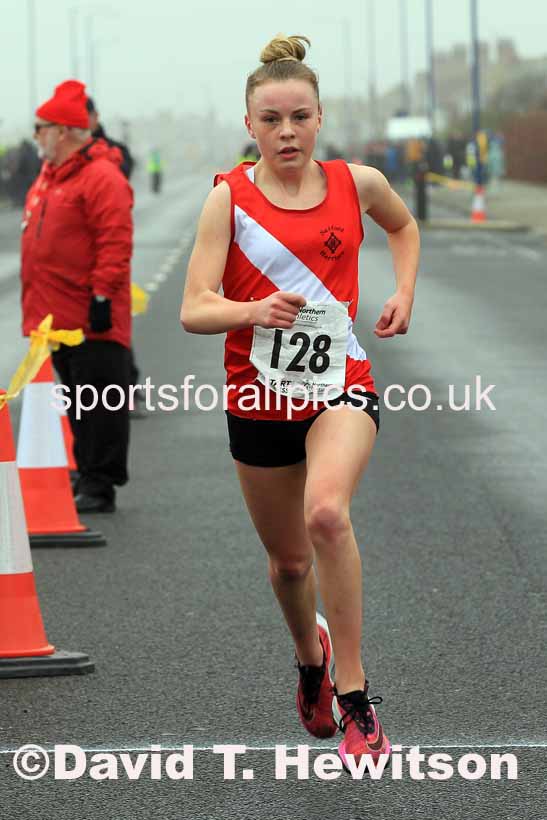 Girls under-15s 5k, 2023 Northern Mens 12 stage and Womens 6 Stage Relays and Young Athletes, Redcar. Photo: David T. Hewitson/Sports for All Pics